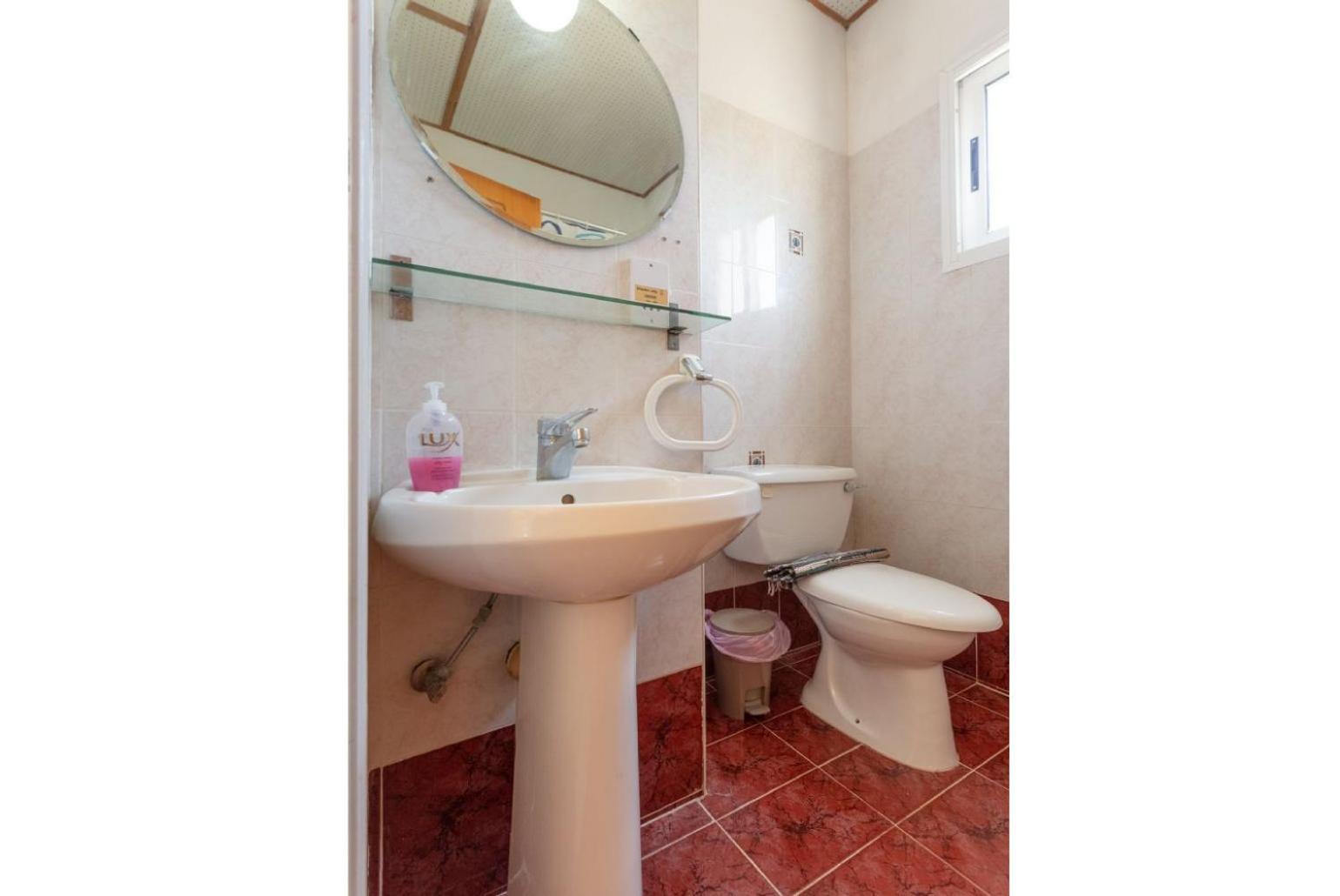 Sun Beach Villa Thio Polis エクステリア 写真