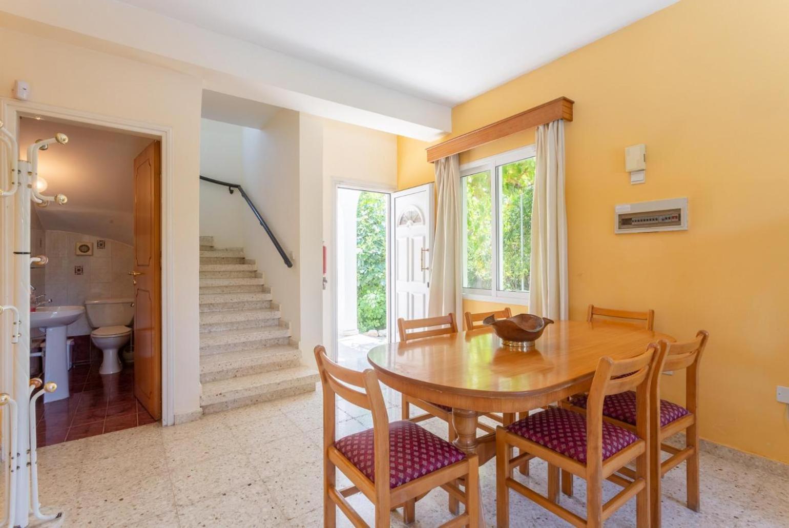 Sun Beach Villa Thio Polis エクステリア 写真