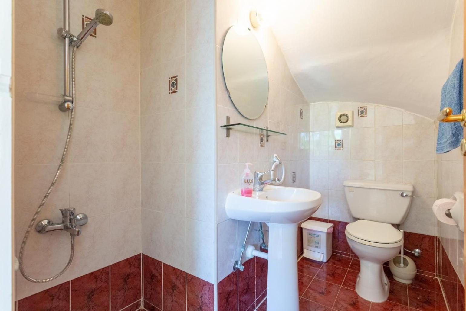 Sun Beach Villa Thio Polis エクステリア 写真