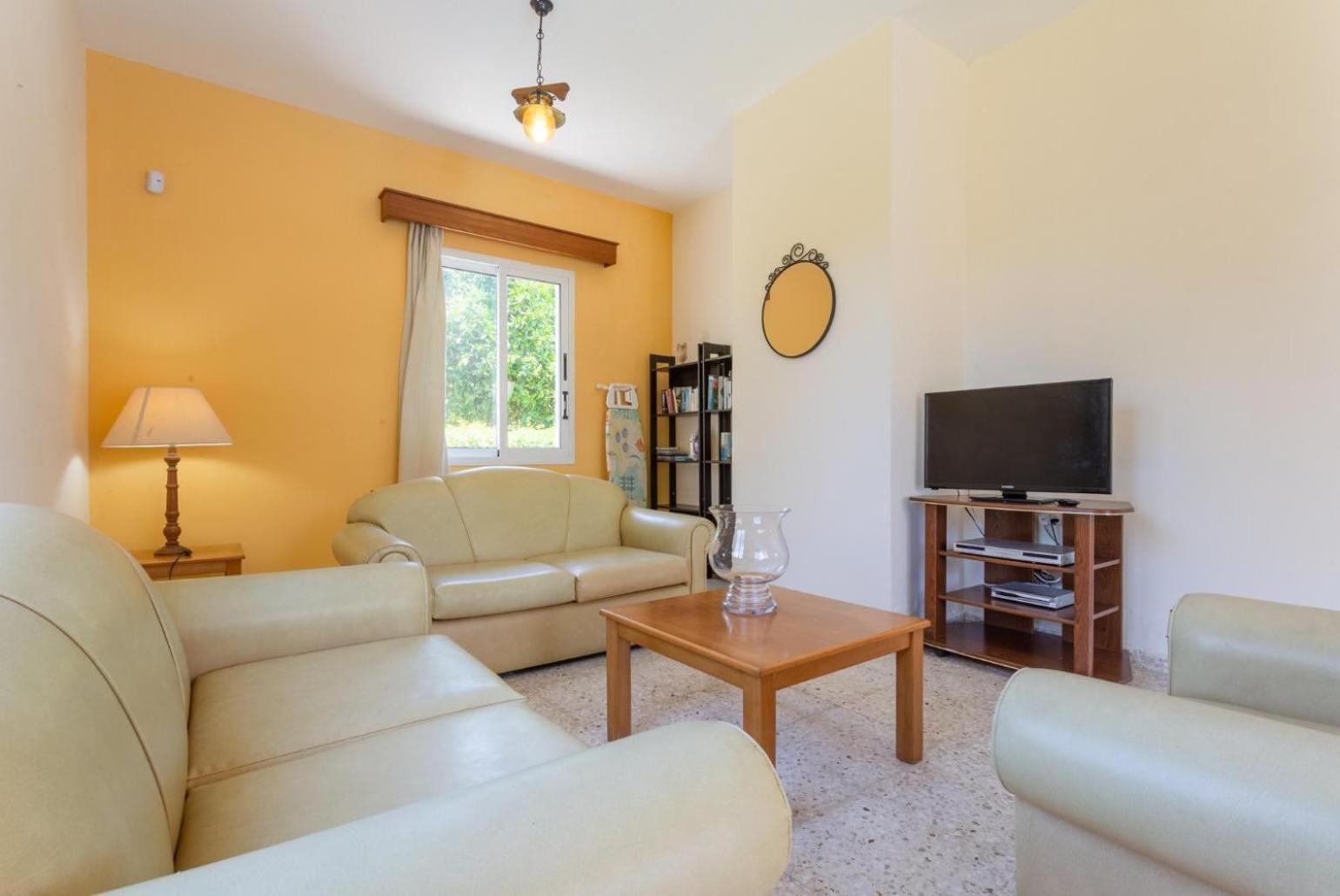 Sun Beach Villa Thio Polis エクステリア 写真