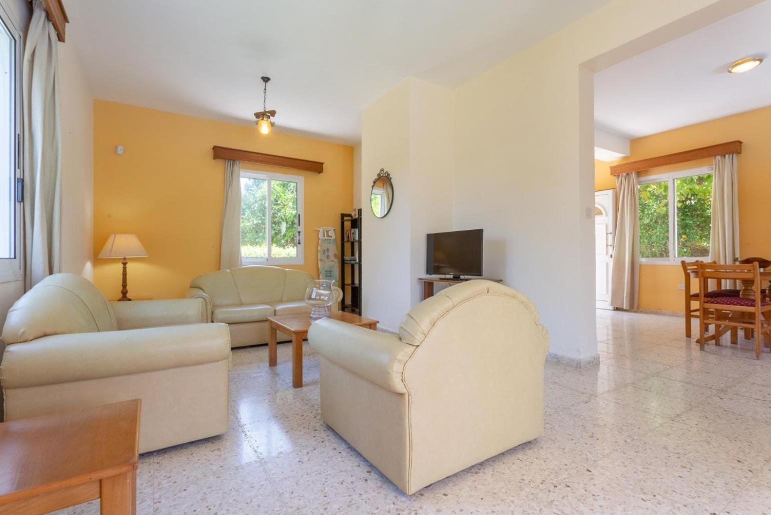Sun Beach Villa Thio Polis エクステリア 写真